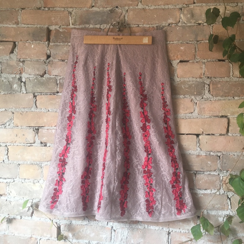 BCBG MaxAzria Floral Embroidered Midi Skirt - Picture 3 of 7